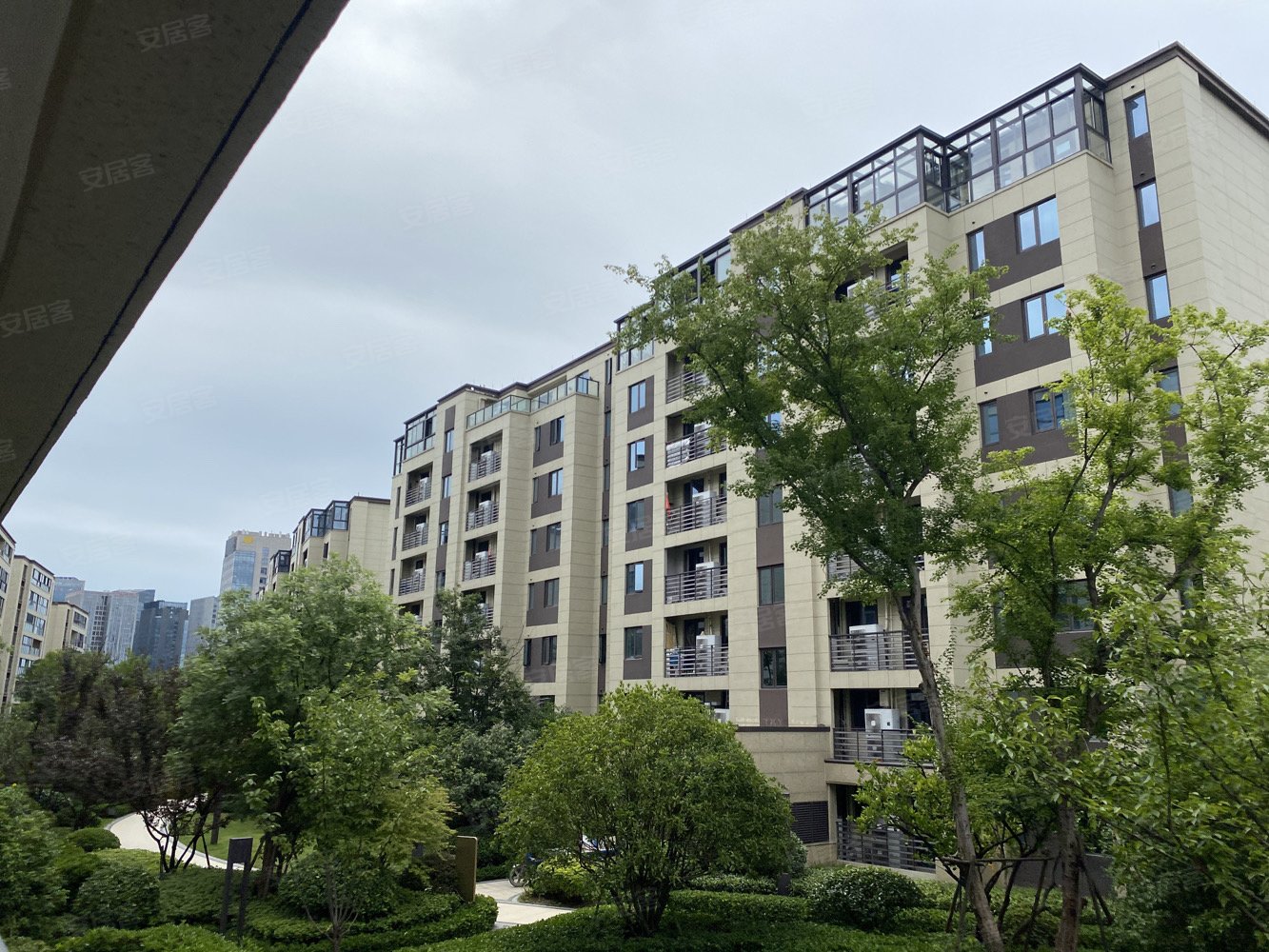 绍兴房产网>绍兴二手房>越城二手房>市区环内二手房>金茂逸墅>