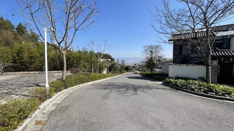 大理山水间