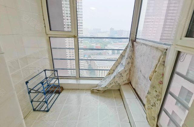 万佳丽都3室2厅135.49㎡108万二手房图片