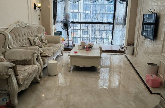 恒生一品3室2厅97.3㎡102.8万二手房图片