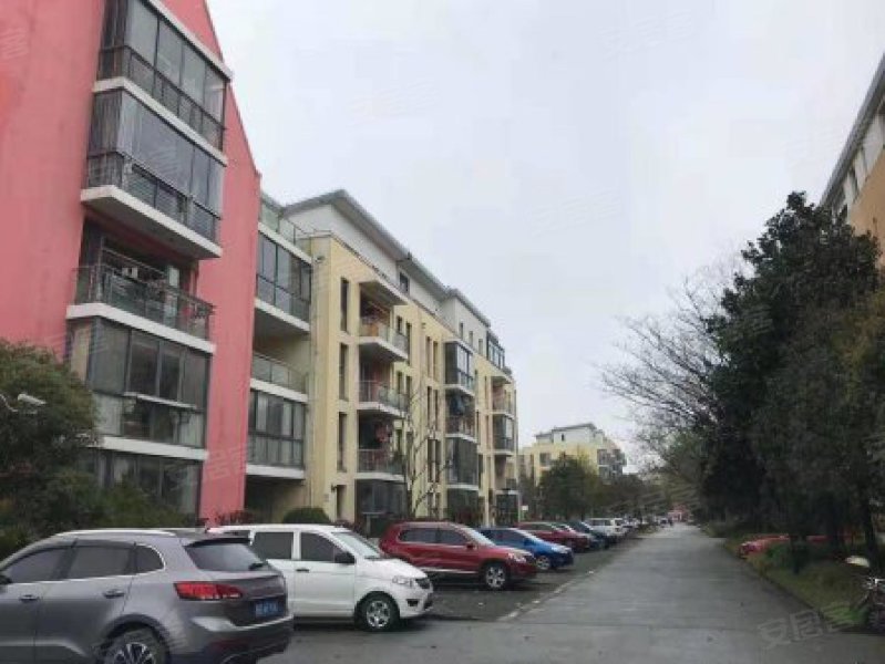 安亭新镇波恩风情 