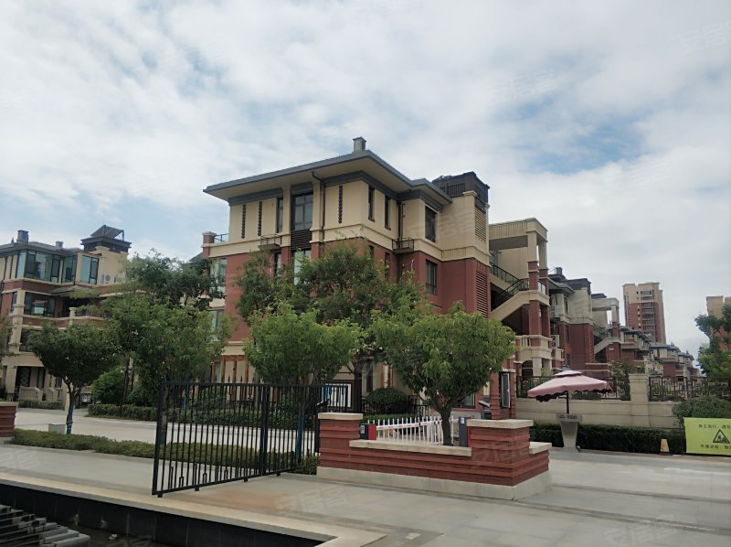 紫荆阁(别墅),海月路188号