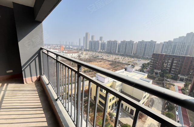 中建壹品澜悦3室2厅120㎡49.5万二手房图片