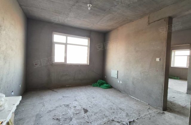 月亮湾2室2厅93㎡39万二手房图片