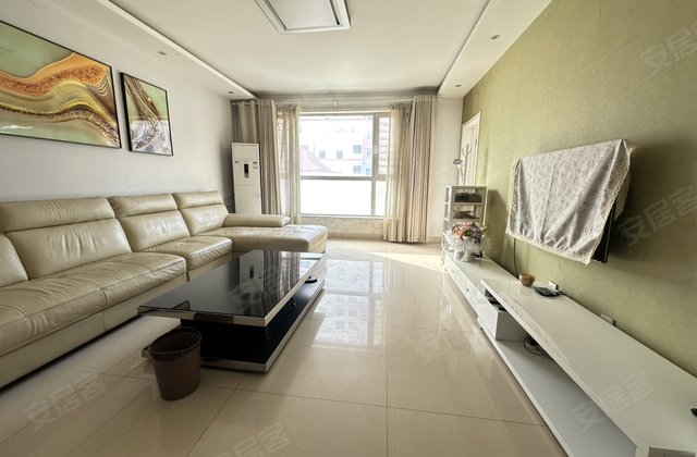 松鹤湖花苑3室2厅126㎡56万二手房图片