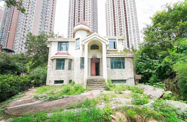 银仁御墅花园别墅