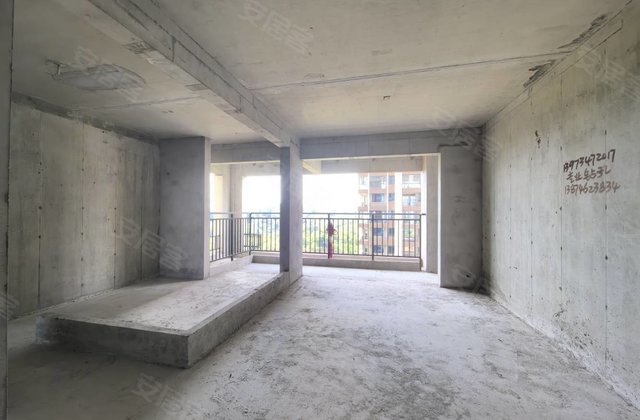 中旗天悦府3室2厅100㎡39万二手房图片