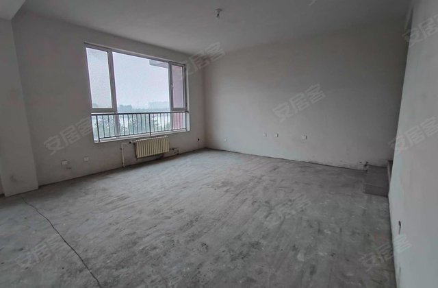 如意花园3室2厅157.9㎡135万二手房图片