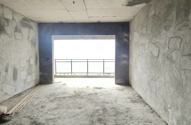 翠湖花园4室2厅146㎡89.8万二手房图片