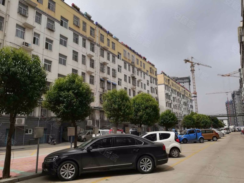 八里庙社区西区,鲁星大道543号