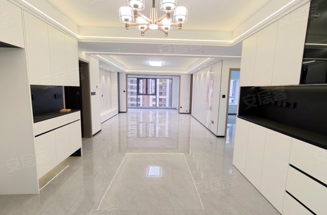 兰亭风华4室2厅143.31㎡78万二手房图片