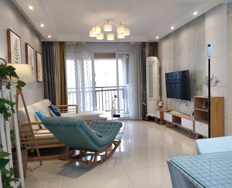 业主直降20万 买保利精装修三房 拎包入住 要的赶紧