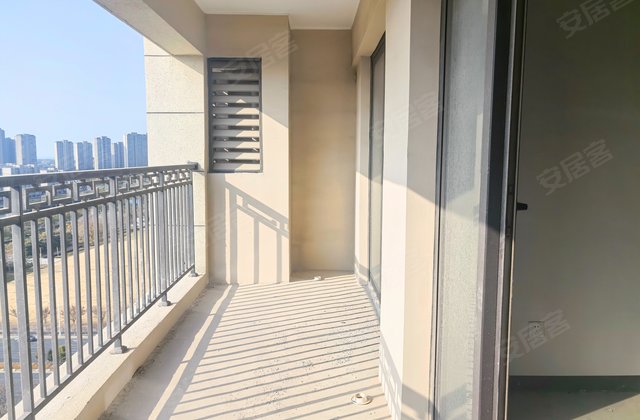 苏州湾天铂3室2厅109㎡193万二手房图片