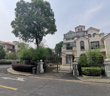 碧桂园滨湖城碧湖翠柳苑