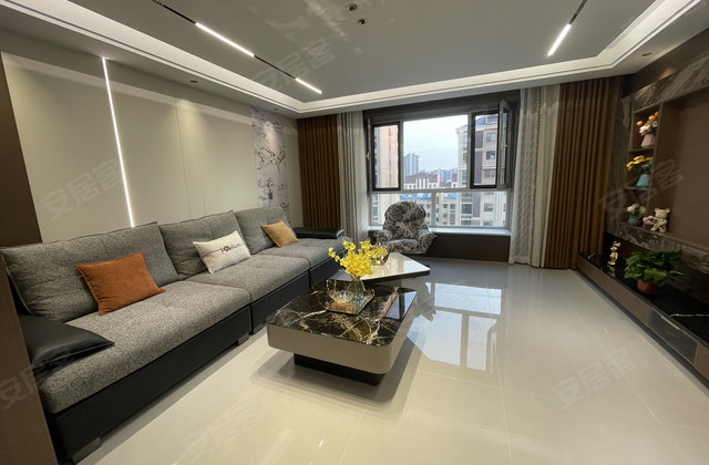 凤凰水城3室2厅125㎡74.8万二手房图片