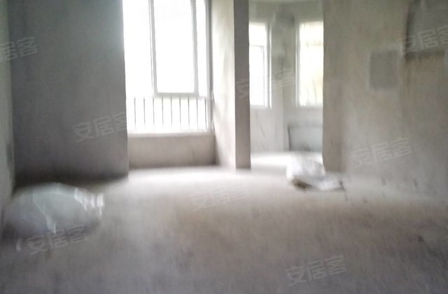 希望城4室2厅133㎡76万二手房图片