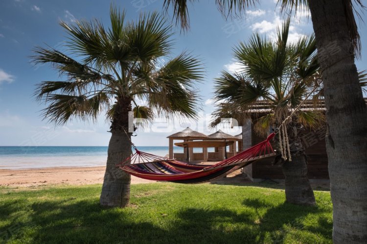 塞浦路斯约¥54万巴夫拉海滩度假村二手房公寓图片