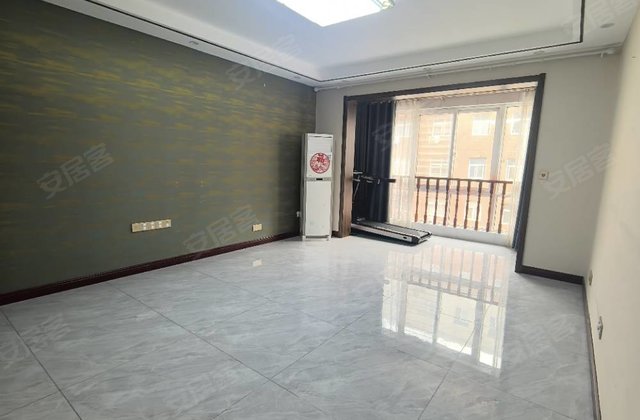 田墅花苑3室2厅138㎡52万二手房图片