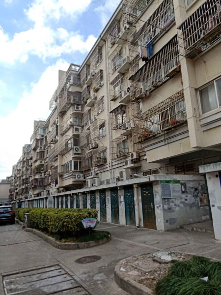 城基路148弄小区