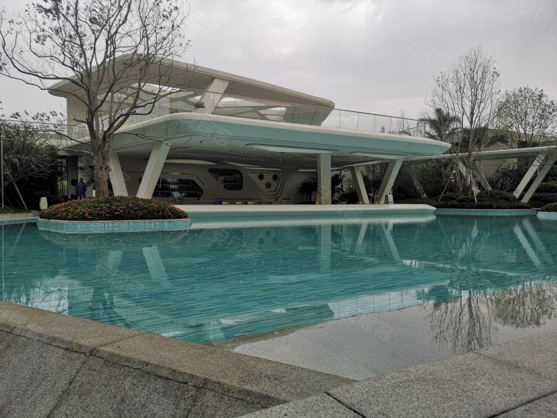 龙湖龙光首开湖城大境