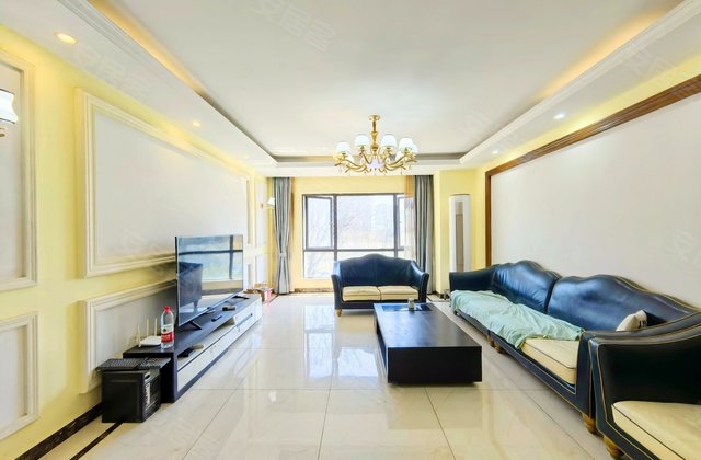 兰亭湾畔(一期) 满五唯一 朝南 商业配套齐全 停车方便