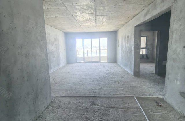 香雪西苑5室2厅170㎡103万二手房图片
