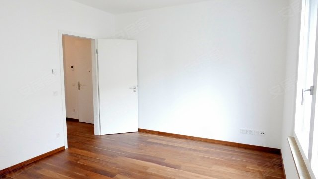 德国柏林约¥371万Bright new build-2 room apartment with balcony in二手房公寓图片