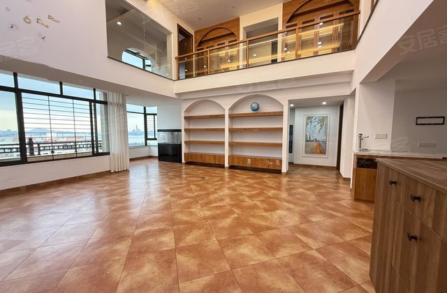 招商依山海4室2厅131.69㎡115万二手房图片