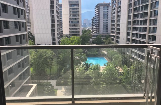 灵湖名著4室2厅130㎡219万二手房图片