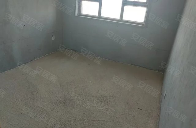 唐韵嘉苑4室2厅143.54㎡56万二手房图片