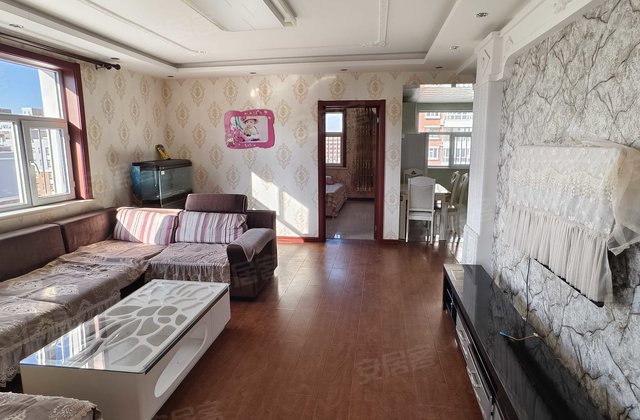 金碧苑3室1厅125㎡47万二手房图片