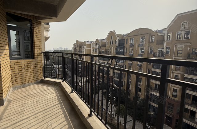 枫桥茗苑4室2厅171.71㎡74万二手房图片