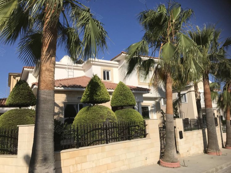 塞浦路斯约¥1148万4 卧室别墅出售在利马索尔 塞浦路斯二手房公寓图片