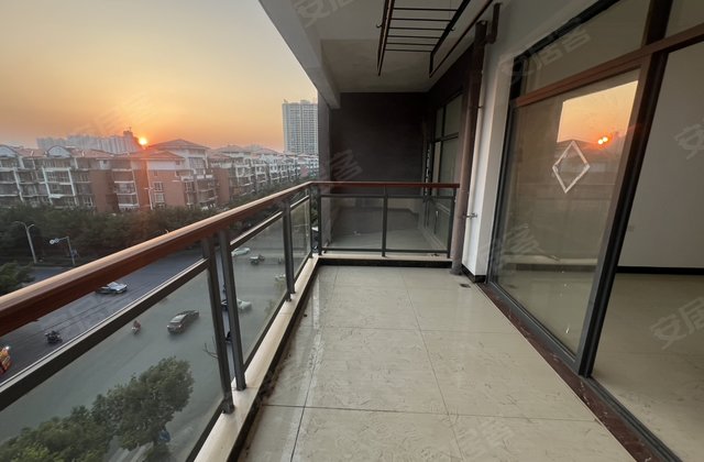 江上御都3室2厅104㎡37万二手房图片