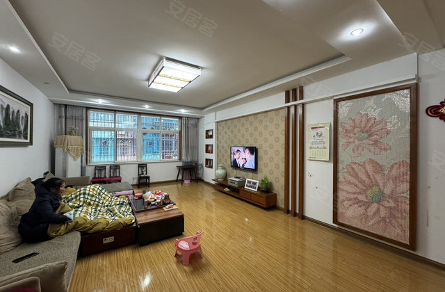 火箭小区3室2厅142㎡43.8万二手房图片