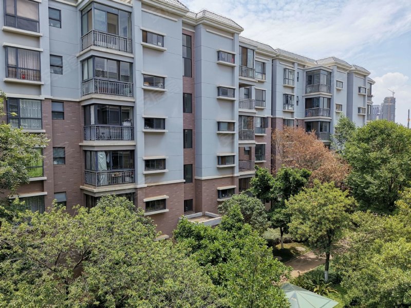 白龙潭俊园沁园(别墅)