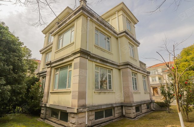 金爵别墅,龙东大道4028弄-上海金爵别墅二手房,租房,房价-上海安居客