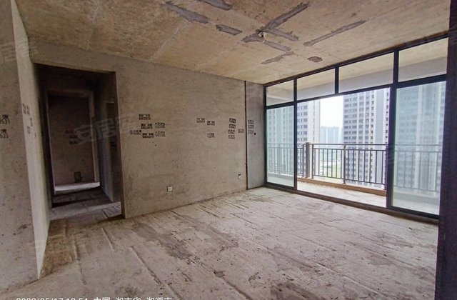 步步高置业新天地5室2厅136㎡79.8万二手房图片