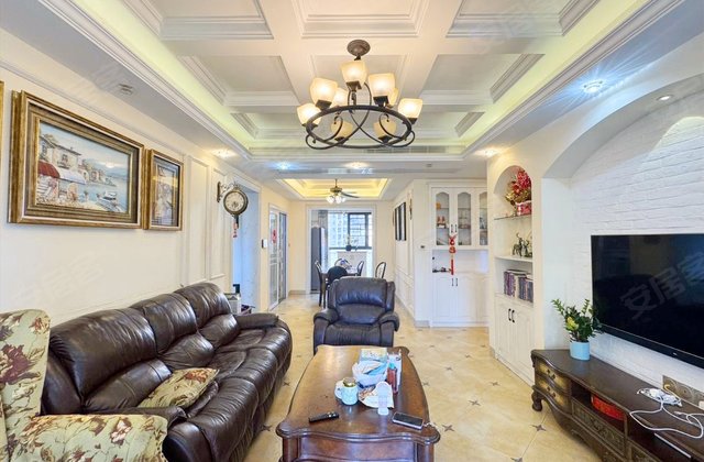 方直君御3室2厅115㎡155万二手房图片