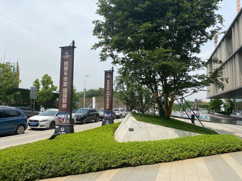 招商华发依云曦城