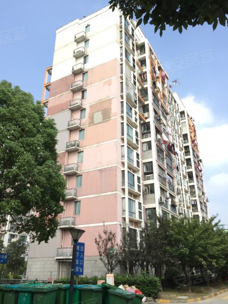 浦江世博家园六街坊 