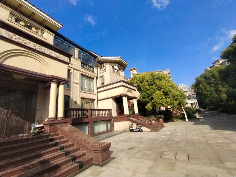 南郊御墅(公寓住宅)