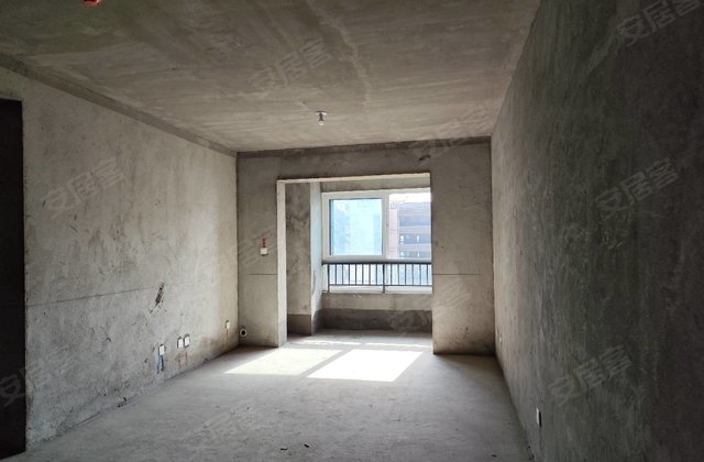国美首府3室2厅122㎡83.8万二手房图片