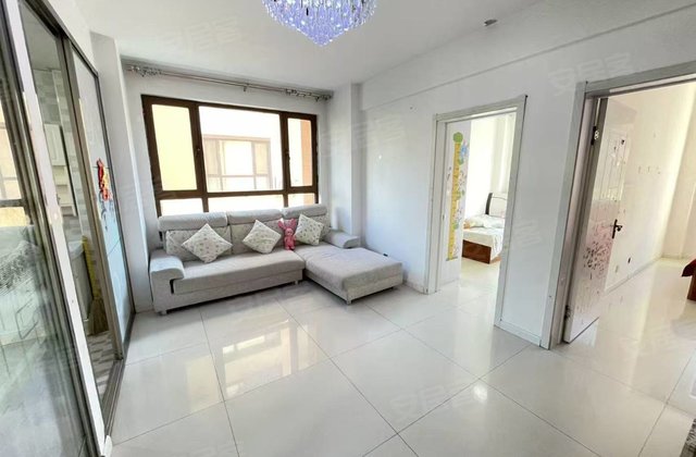 东方塞纳2室1厅60.69㎡23.8万二手房图片