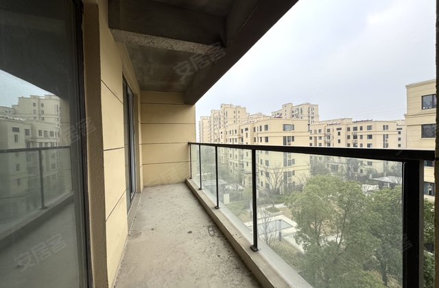 海创燕山书苑4室2厅137㎡78万二手房图片