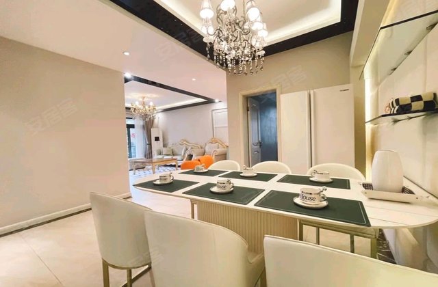 莲花半岛5室3厅182.25㎡168万二手房图片