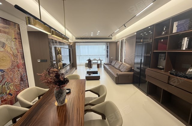 鲁能雲璟4室2厅134㎡110万二手房图片