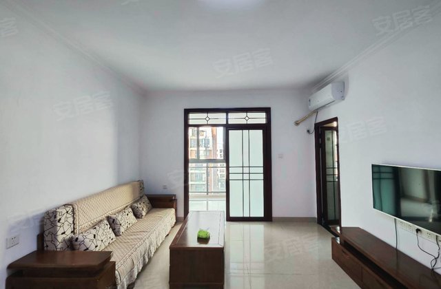 金手指高尔夫温泉小镇1室2厅66㎡36万二手房图片