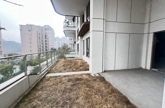 国瑞麓林府4室2厅200㎡129万二手房图片