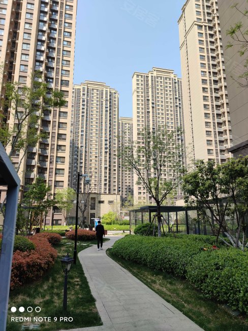 济南房产网>济南二手房>槐荫二手房>西客站二手房>金科城>488_650竖版